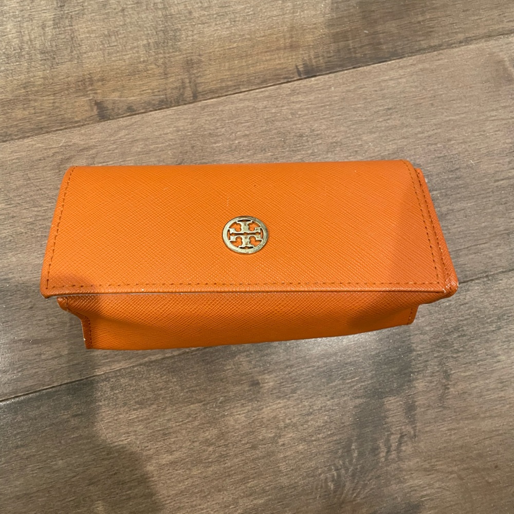 Tory Burch sunglasses case